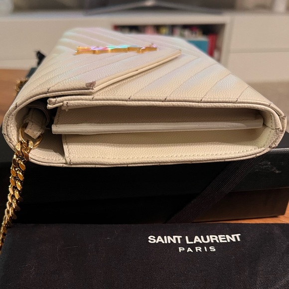 Saint Laurent Cassandre Chain Wallet - Picture 8 of 14